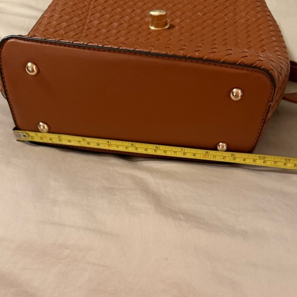 Woven faux leather backpack no brand NWOT camel brown - Picture 5 of 6